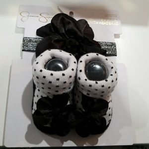 Infant booties with headband set